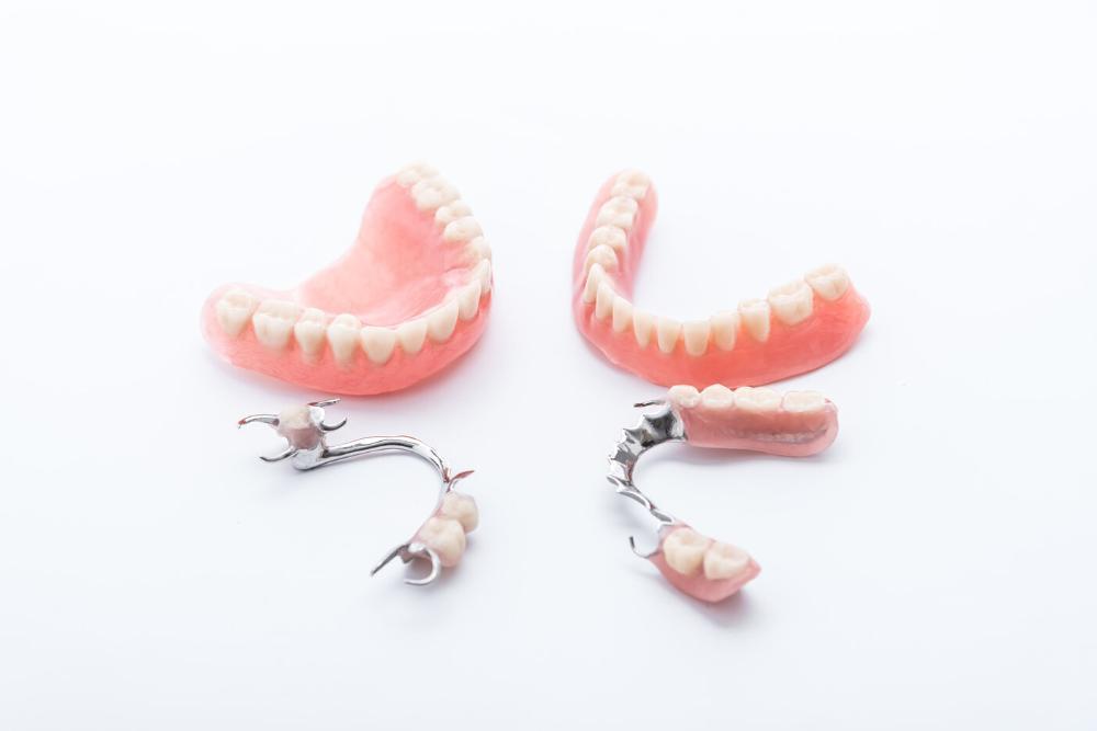 complete and partial dentures