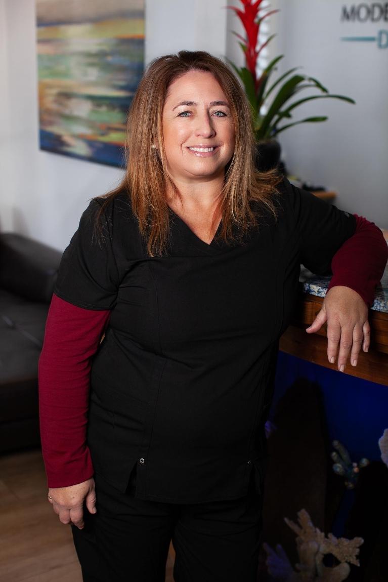 Woodland Hills Hygienist Denise Henry , RDH