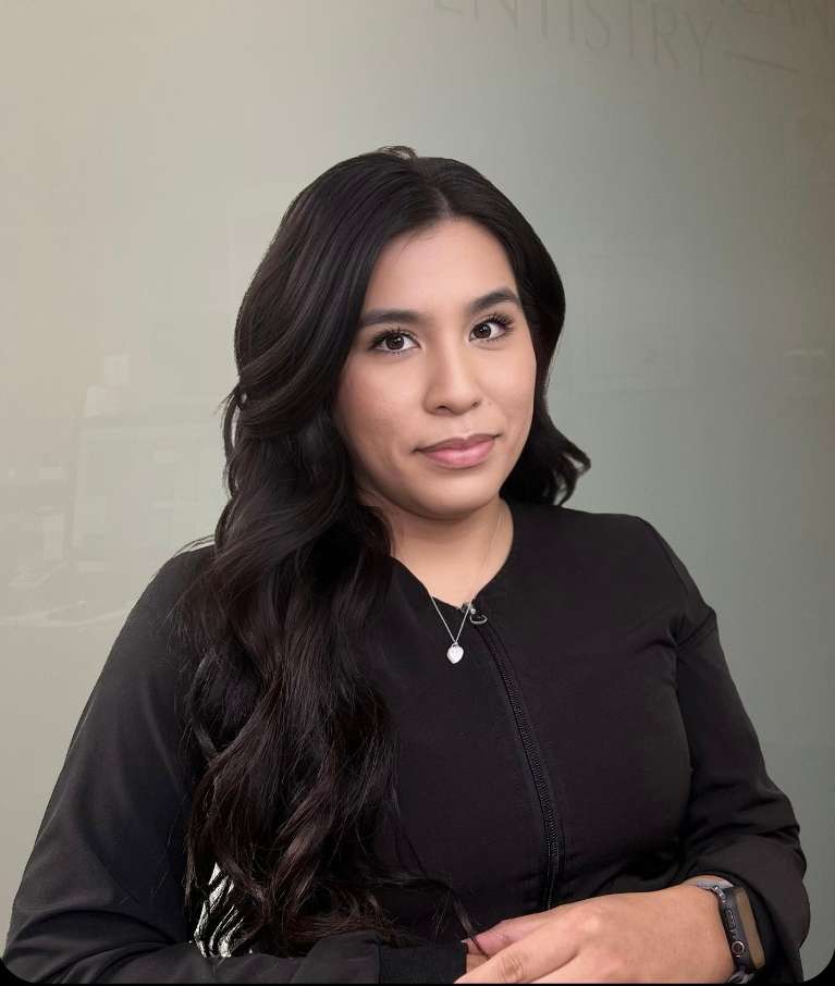Martiza Front Desk