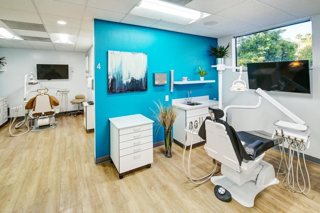 Woodland Hills, CA dental exam room at Modern American Dentistry
